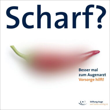 im oberen Teil des Bildes steht groß der Schriftzug Scharf? Darunter ist unscharf eine rote Paprika abgebildet